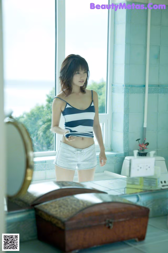Erina Mano - Hillary Thick Batts